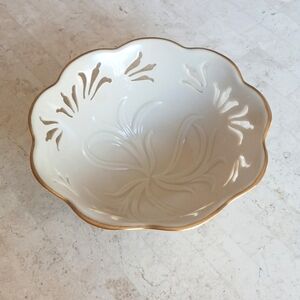 VINTAGE Lenox  Bowl 6"inch..new...24k gold rim